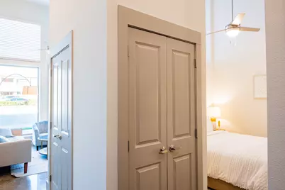 830 N Zang Boulevard #2202, Dallas, TX 75208 - Photo 7