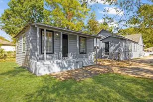 519 Sunnyside Ave, Cockrell Hill, TX 75211 - Photo 17