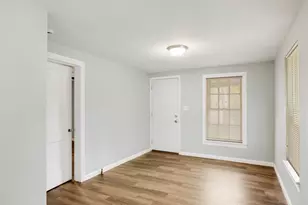 519 Sunnyside Ave, Cockrell Hill, TX 75211 - Photo 19