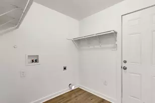 519 Sunnyside Ave, Cockrell Hill, TX 75211 - Photo 15