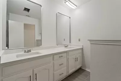 2024 Oakmeadow Street, Bedford, TX 76021 - Photo 13