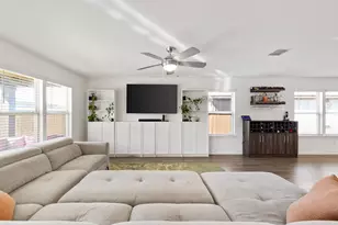 816 Adair Dr, Aubrey, TX 76227 - Photo 13