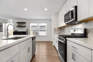 816 Adair Dr, Aubrey, TX 76227 - Photo 9