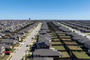 816 Adair Dr, Aubrey, TX 76227 - Photo 35