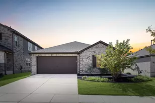 816 Adair Dr, Aubrey, TX 76227 - Photo 29