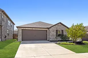 816 Adair Dr, Aubrey, TX 76227 - Photo 1