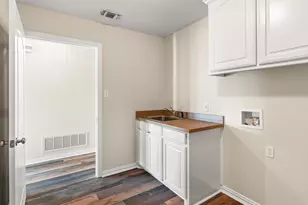 3905 Bonita Ct, Granbury, TX 76049 - Photo 7