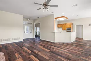 3905 Bonita Ct, Granbury, TX 76049 - Photo 15