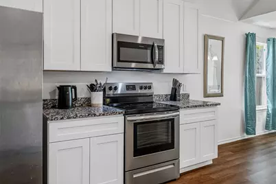 924 Colorado River Drive, Granbury, TX 76048 - Photo 19