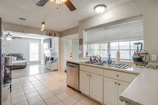 6813 Quail Meadow Dr, Watauga, TX 76148 - Photo 15