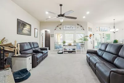 137 Brady Coleman Lane, Springtown, TX 76082 - Photo 7