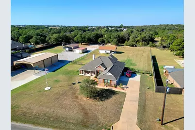 137 Brady Coleman Lane, Springtown, TX 76082 - Photo 31