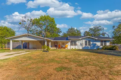 207 E Wilson Avenue, Whitney, TX 76692 - Photo 1