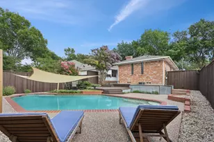 9227 Whitehurst Dr, Dallas, TX 75243 - Photo 27