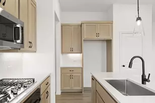 705 Kerrville Ln, Plano, TX 75075 - Photo 5