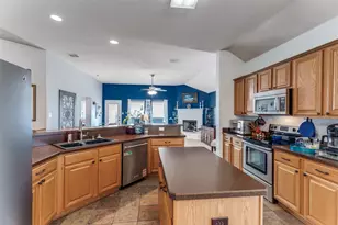 300 Lottie Ln, Saginaw, TX 76179 - Photo 9