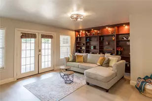 2725 Regal Rd, Plano, TX 75075 - Photo 7