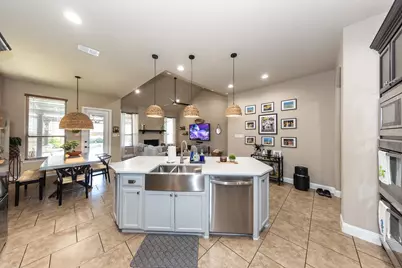 4500 Periwinkle Drive, Mansfield, TX 76063 - Photo 9