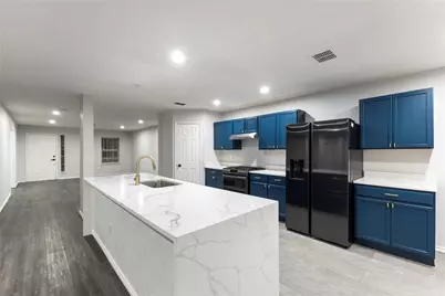 7018 Lake Jackson Drive, Arlington, TX 76002 - Photo 15