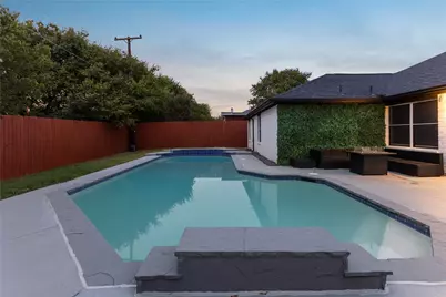 7018 Lake Jackson Drive, Arlington, TX 76002 - Photo 7