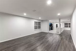 7018 Lake Jackson Dr, Arlington, TX 76002 - Photo 9