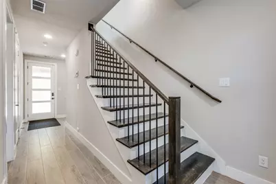 2452 Carmelita Street, Dallas, TX 75212 - Photo 3