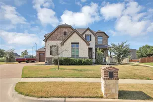 2523 Melissa Dianne Dr, Arlington, TX 76001 - Photo 1