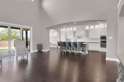 2523 Melissa Dianne Drive, Arlington, TX 76001 - Photo 9