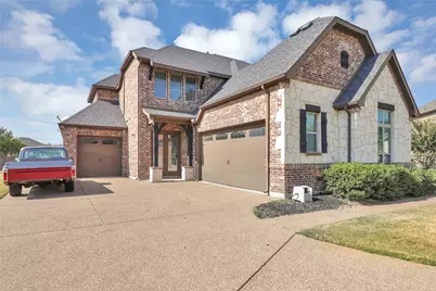 2523 Melissa Dianne Drive, Arlington, TX 76001 - Photo 3
