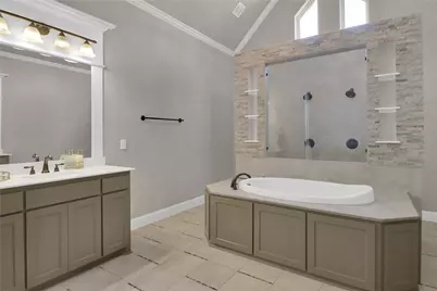 2523 Melissa Dianne Drive, Arlington, TX 76001 - Photo 19