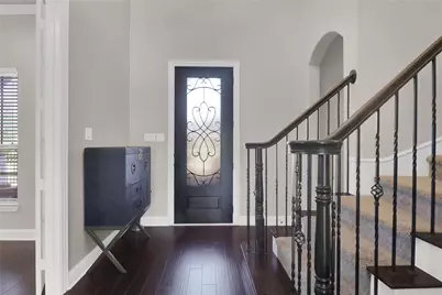 2523 Melissa Dianne Drive, Arlington, TX 76001 - Photo 5