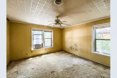 1305 Hillcrest Boulevard, Gainesville, TX 76240 - Photo 11