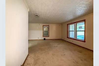 1305 Hillcrest Boulevard, Gainesville, TX 76240 - Photo 5