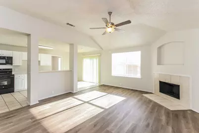 1504 Clemson Drive, Glenn Heights, TX 75154 - Photo 3