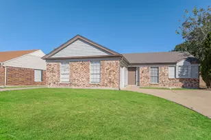 3805 Big Leaf Ln, Fort Worth, TX 76137 - Photo 1