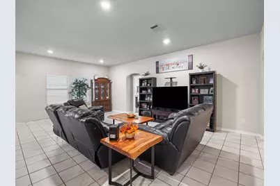 1532 Owen Way, Waxahachie, TX 75165 - Photo 9