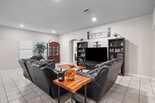 1532 Owen Way, Waxahachie, TX 75165 - Photo 9