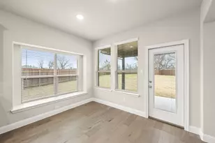 58 Plover St, Joshua, TX 76058 - Photo 5