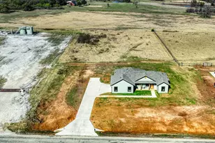 1325 County Road 3355, Paradise, TX 76073 - Photo 29