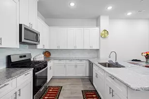 1521 Wittington Pl, Farmers Branch, TX 75234 - Photo 3