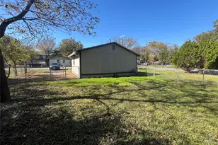 8800 Eden Valley Ln, Dallas, TX 75217 - Photo 13