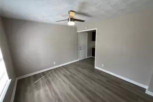 14207 Cimarron Dr, Balch Springs, TX 75180 - Photo 3