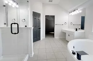 7850 Greenvalley Ln, Frisco, TX 75033 - Photo 23