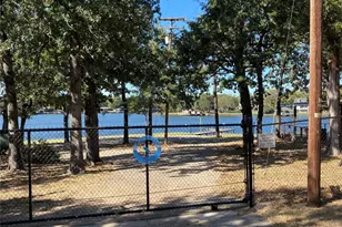 114 Lowe Dr, Mabank, TX 75156 - Photo 31