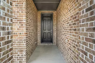 4773 Tanglewood Dr, Haltom City, TX 76137 - Photo 3