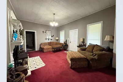 123 E 12th Street, Mt Pleasant, TX 75455 - Photo 3