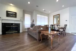 721 Village Green Dr, DeSoto, TX 75115 - Photo 7