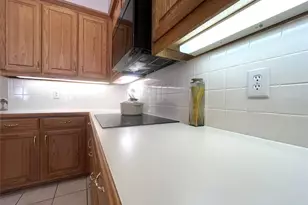 721 Village Green Dr, DeSoto, TX 75115 - Photo 15