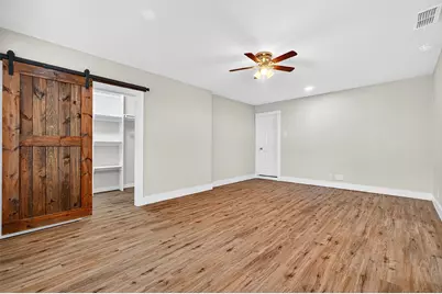 218 E Kansas Street, Sherman, TX 75090 - Photo 11