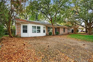 218 E Kansas St, Sherman, TX 75090 - Photo 3